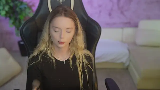 Cassy-Celestial  online show from 3, 10, 2025