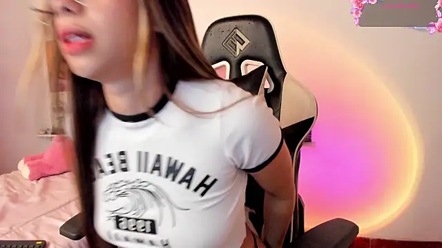 little jade online show from 22, 10, 2025