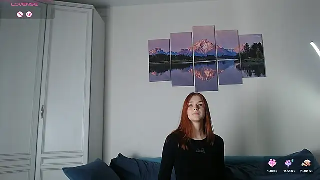 MargoFoxy online show from 9, 3, 2025