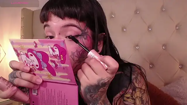 SylveonFox online show from 11, 12, 2024