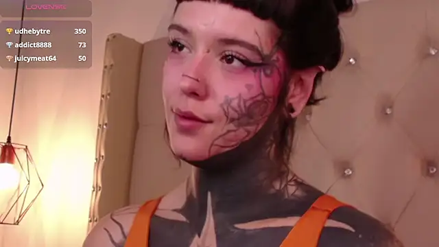 SylveonFox online show from 21, 12, 2024