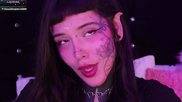 SylveonFox online show from 1, 2, 2025