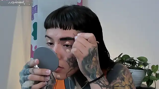 SylveonFox online show from 10, 3, 2025