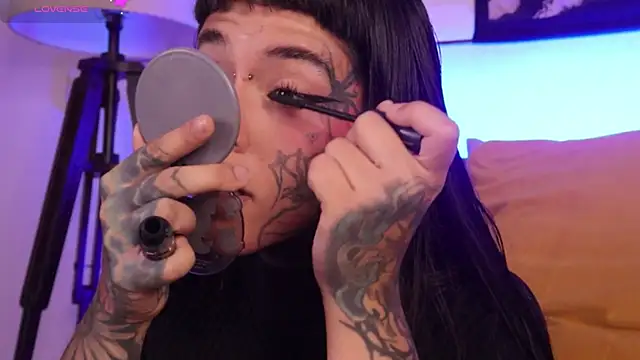 SylveonFox online show from 21, 9, 2025