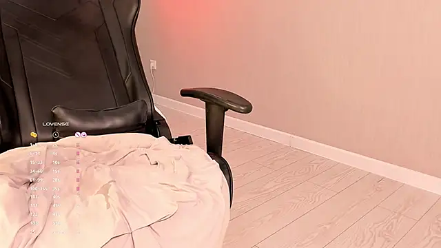 Snapshot of aya_shy chatting on 18, 3, 2025 aya shy online show from 18, 3, 2025