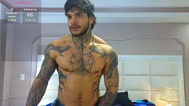 Snapshot of ray_coopers chatting on 8, 11, 2025 ray coopers online show from 8, 11, 2025