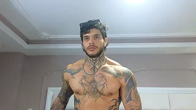 Snapshot of ray_coopers chatting on 8, 11, 2025 ray coopers online show from 8, 11, 2025