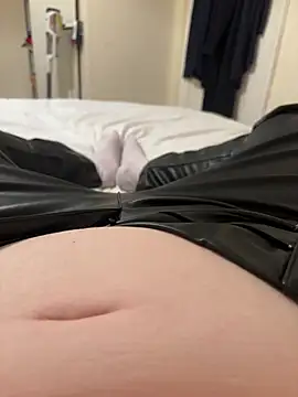 Snapshot of curvygirll2 chatting on 26, 1, 2025 curvygirll2 online show from 26, 1, 2025