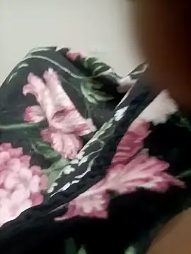 AUNTY1984 online show from 9, 6, 2026