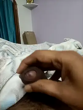 AUNTY1984 online show from 18, 7, 2026