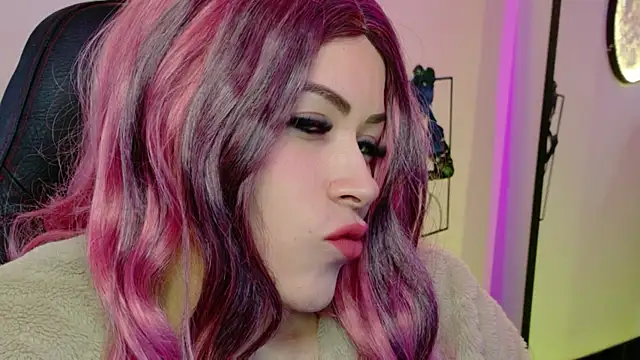 Natalia Montoya online show from 13, 7, 2026