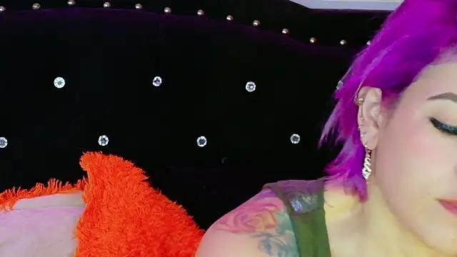 Natalia Montoya online show from 24, 7, 2026