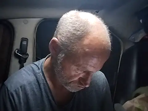 Snapshot of FloppyPickle4u chatting on 6, 2, 2025 FloppyPickle4u online show from 6, 2, 2025