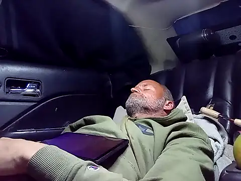 Snapshot of FloppyPickle4u chatting on 11, 2, 2025 FloppyPickle4u online show from 11, 2, 2025