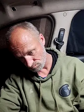 Snapshot of FloppyPickle4u chatting on 11, 2, 2025 FloppyPickle4u online show from 11, 2, 2025