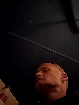 Snapshot of FloppyPickle4u chatting on 21, 2, 2025 FloppyPickle4u online show from 21, 2, 2025