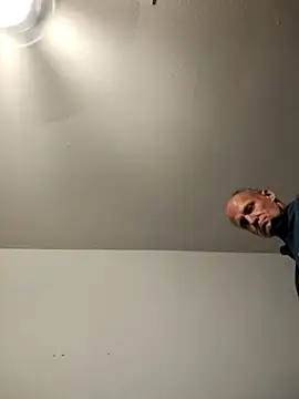 Snapshot of FloppyPickle4u chatting on 24, 2, 2025 FloppyPickle4u online show from 24, 2, 2025