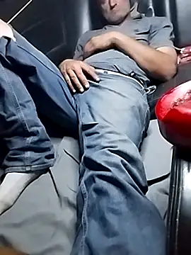 Snapshot of FloppyPickle4u chatting on 2, 3, 2025 FloppyPickle4u online show from 2, 3, 2025