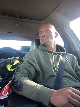 Snapshot of FloppyPickle4u chatting on 3, 3, 2025 FloppyPickle4u online show from 3, 3, 2025