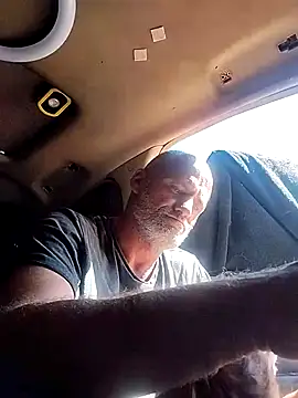 Snapshot of FloppyPickle4u chatting on 9, 3, 2025 FloppyPickle4u online show from 9, 3, 2025