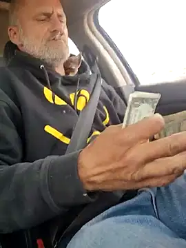 Snapshot of FloppyPickle4u chatting on 14, 3, 2025 FloppyPickle4u online show from 14, 3, 2025