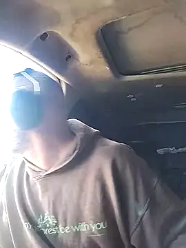 Snapshot of FloppyPickle4u chatting on 16, 11, 2025 FloppyPickle4u online show from 16, 11, 2025