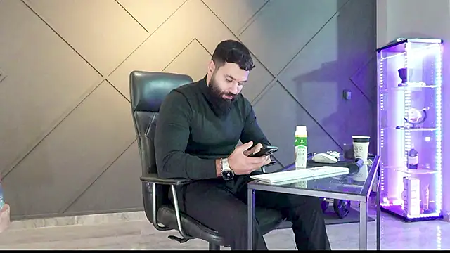 mattmasterss online show from 4, 12, 2024