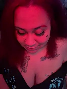 Juicyjordie online show from 12, 7, 2026