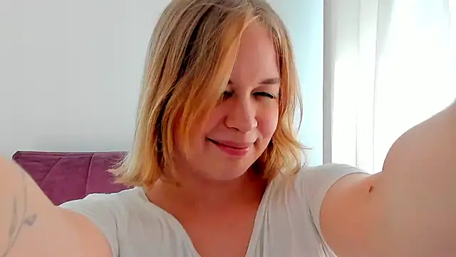 AlicePopsy online show from 10, 7, 2026
