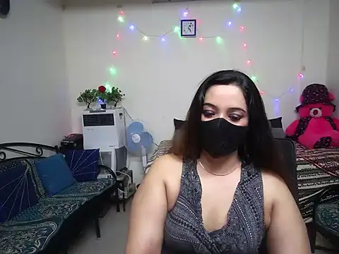 Arushisingh8888 online show from 8, 2, 2025