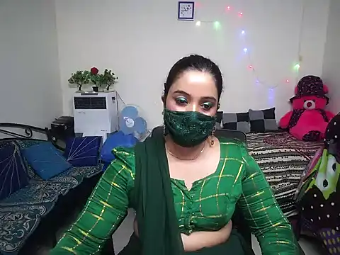 Arushisingh8888 online show from 21, 2, 2025