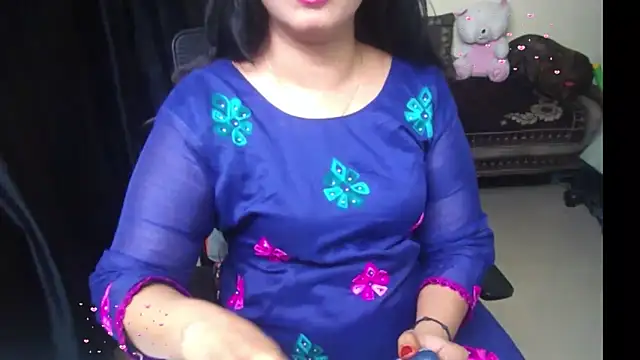 Snapshot of Arushisingh8888 chatting on 11, 5, 2026 Arushisingh8888 online show from 11, 5, 2026