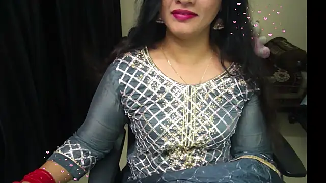 Snapshot of Arushisingh8888 chatting on 17, 5, 2026 Arushisingh8888 online show from 17, 5, 2026