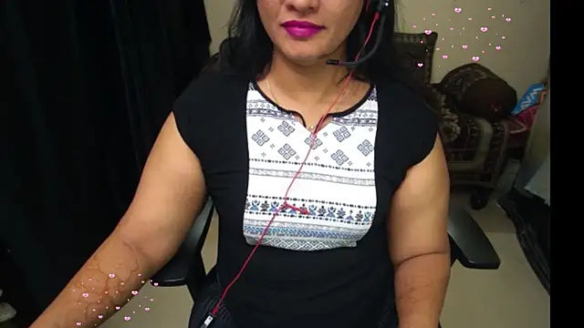 Snapshot of Arushisingh8888 chatting on 7, 6, 2026 Arushisingh8888 online show from 7, 6, 2026