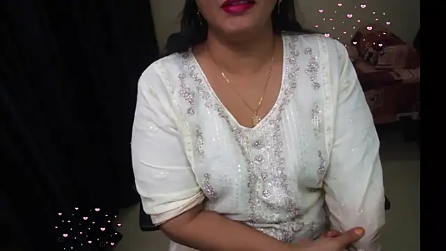 Arushisingh8888 online show from 24, 7, 2026