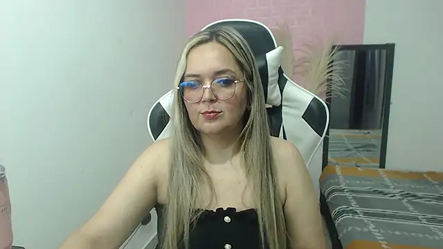 Snapshot of samy_vsn chatting on 18, 7, 2026 samy vsn online show from 18, 7, 2026