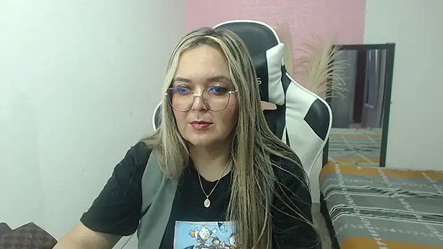 Snapshot of samy_vsn chatting on 23, 7, 2026 samy vsn online show from 23, 7, 2026