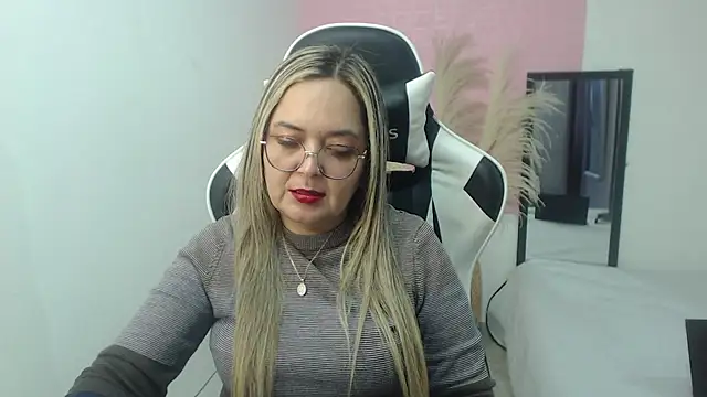 Snapshot of samy_vsn chatting on 5, 8, 2026 samy vsn online show from 5, 8, 2026