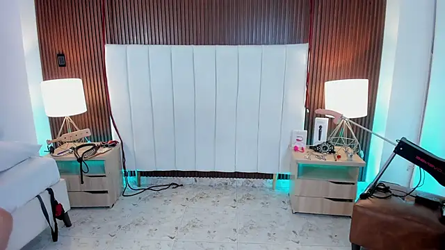 Liana Asaff online show from 17, 3, 2025