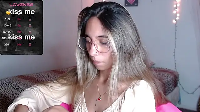 Snapshot of MitchWilson1 chatting on 1, 10, 2025 MitchWilson1 online show from 1, 10, 2025