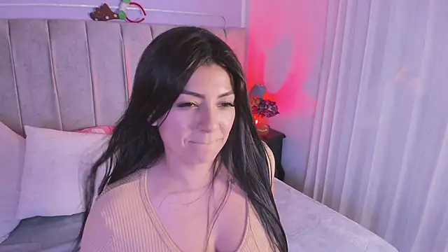 EvaaStevens online show from 16, 12, 2025