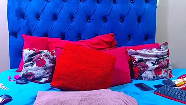 Snapshot of ebonycandy10 chatting on 19, 5, 2026 ebonycandy10 online show from 19, 5, 2026
