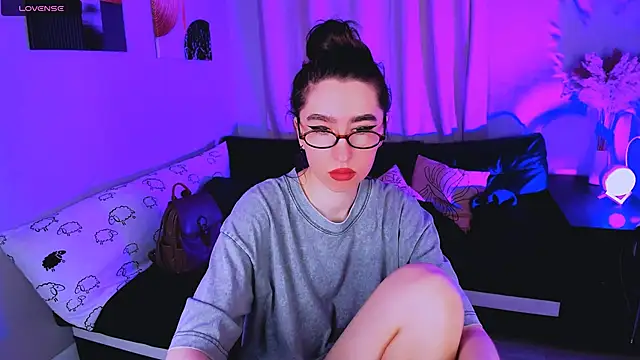 Lily xBabe online show from 5, 11, 2025