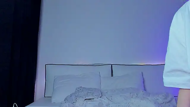 haileyishere online show from 8, 1, 2025