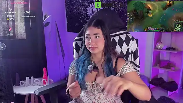 Snapshot of sweetcoralinee chatting on 7, 3, 2026 sweetcoralinee online show from 7, 3, 2026