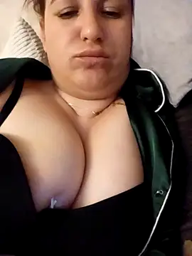 BlackVBarbie online show from 8, 9, 2025