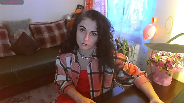 Snapshot of britney_preciouss chatting on 19, 12, 2024 britney preciouss online show from 19, 12, 2024