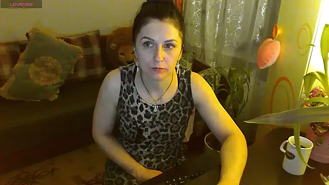 Snapshot of britney_preciouss chatting on 12, 2, 2025 britney preciouss online show from 12, 2, 2025