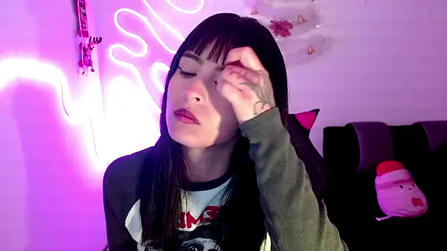 Kind Scarlett online show from 9, 1, 2025