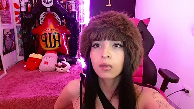 Kind Scarlett online show from 24, 10, 2025